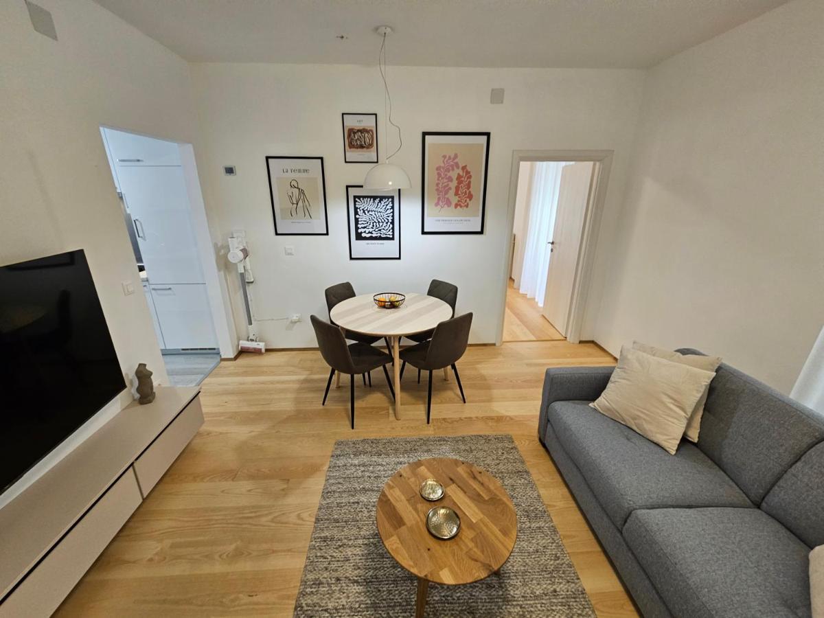 Cosy&Lux On Main Square, Korzo Rijeka Apartment Luaran gambar