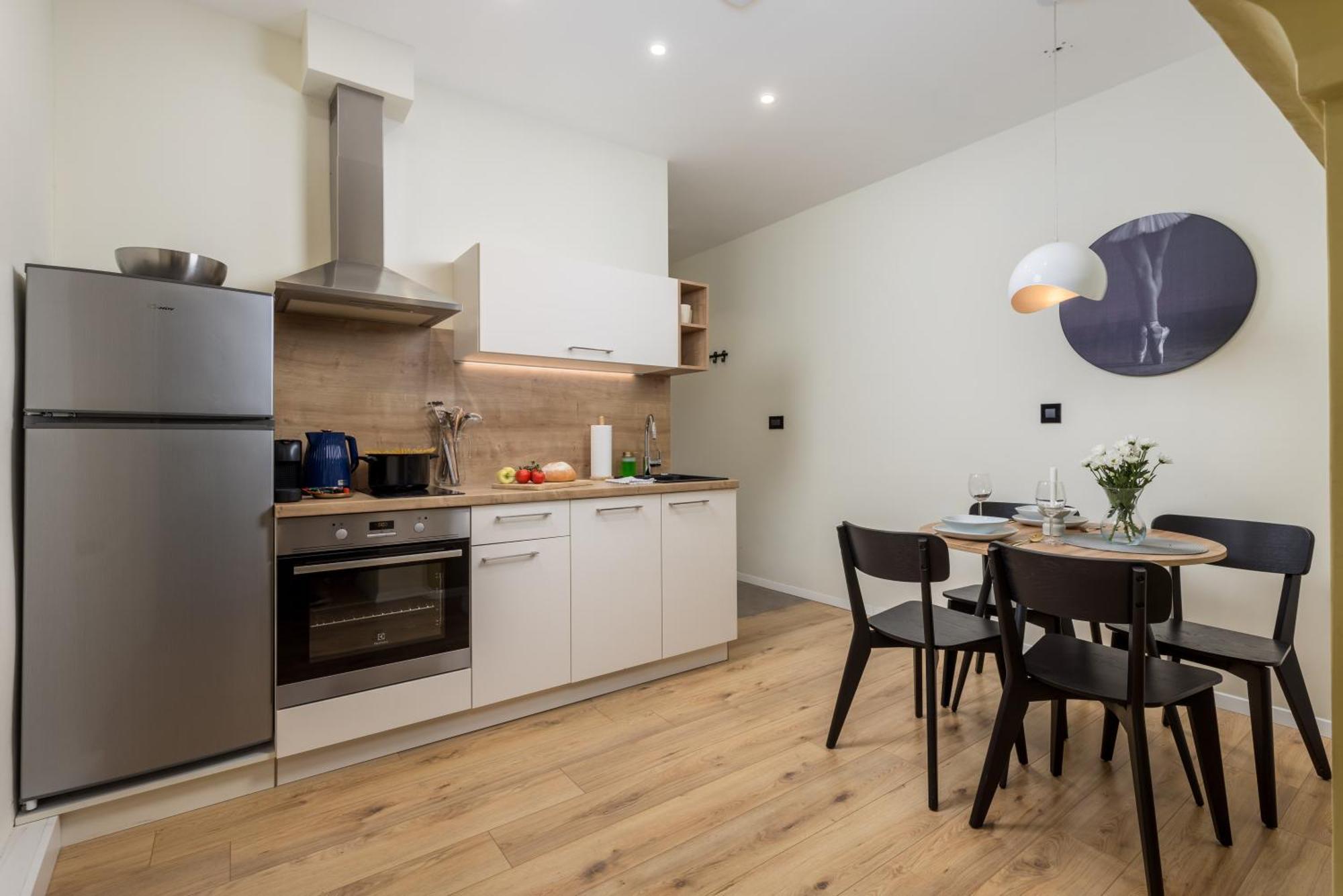 Cosy&Lux On Main Square, Korzo Rijeka Apartment Luaran gambar